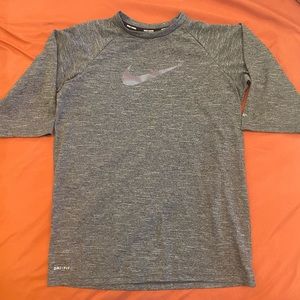 NIKE Swim Shirt Dri-Fit UPF 40+